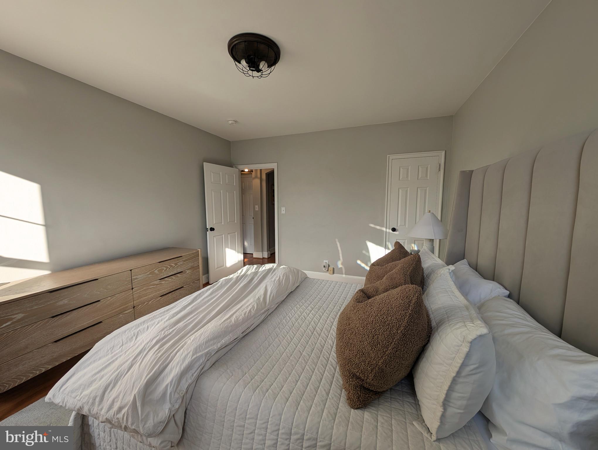 ROSEMONT - Residential Lease