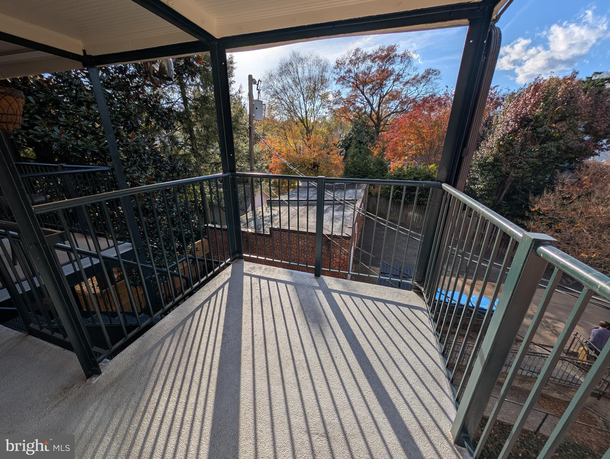 ROSEMONT - Residential Lease