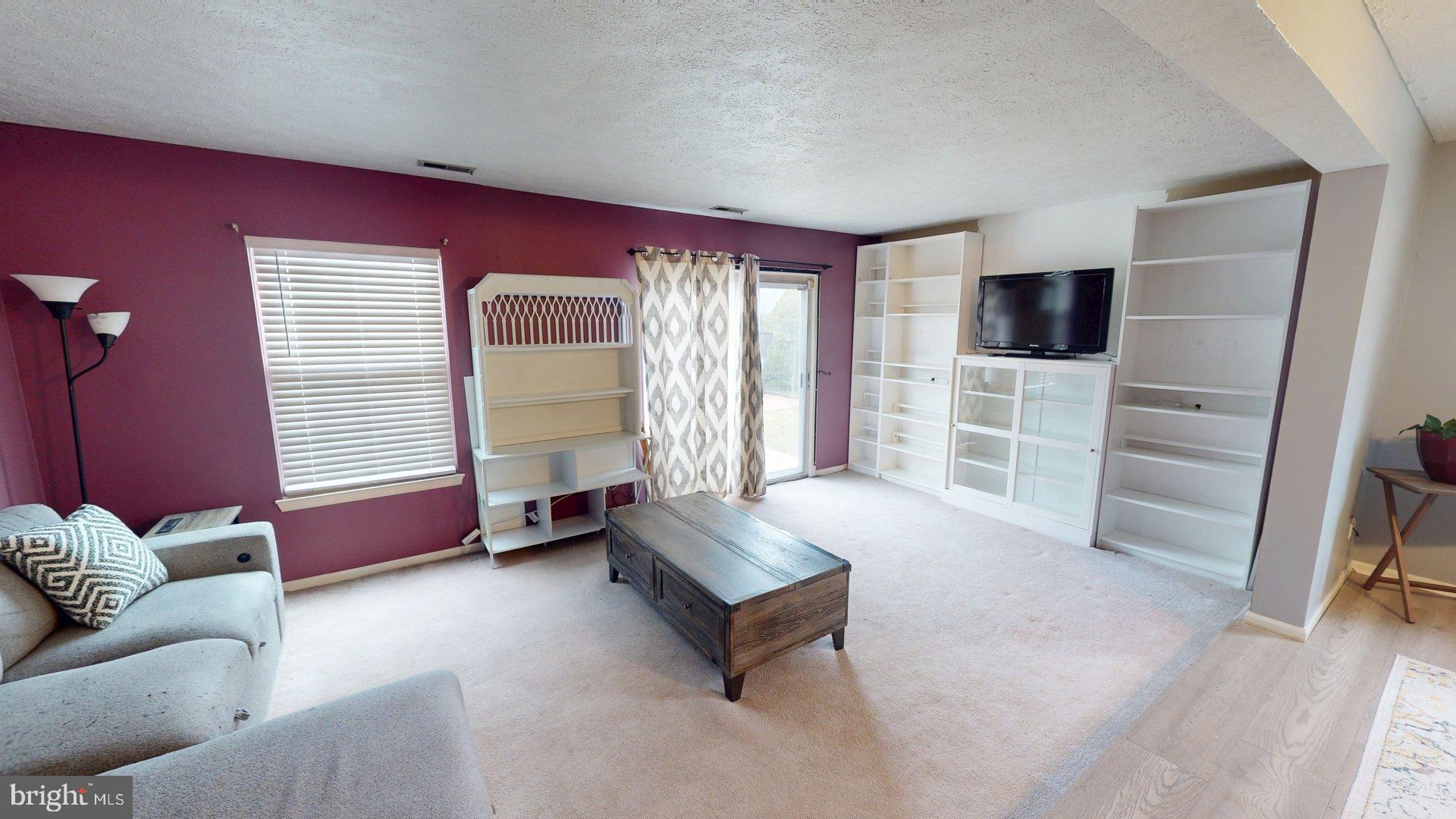 167 VILLA KNOLL COURT