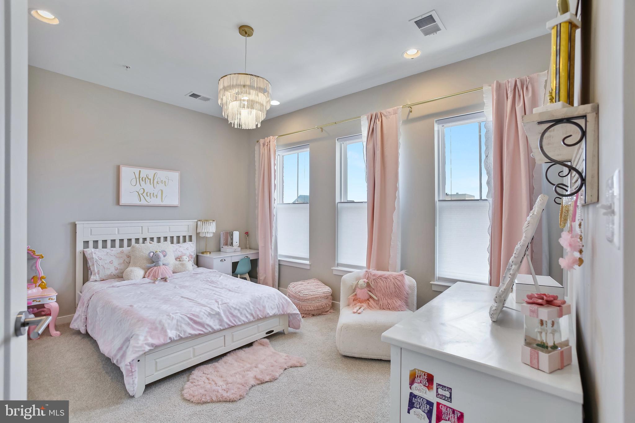 BRAMBLETON TOWN CENTER - Residential