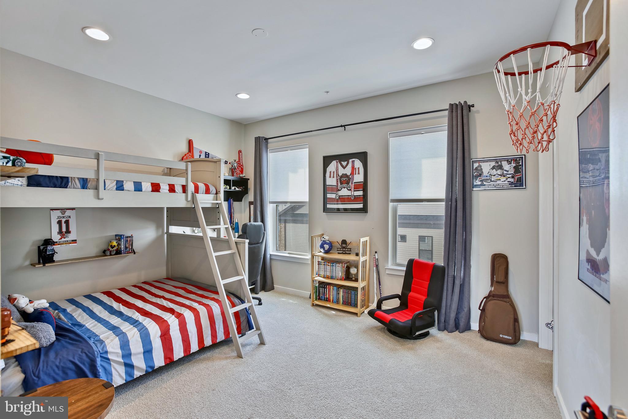 BRAMBLETON TOWN CENTER - Residential