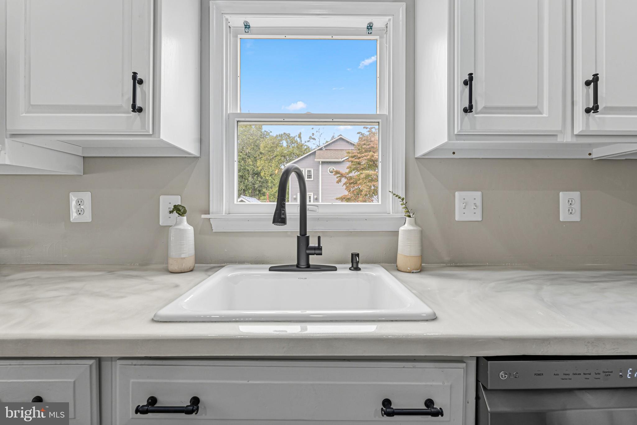 COCKEYSVILLE - Residential