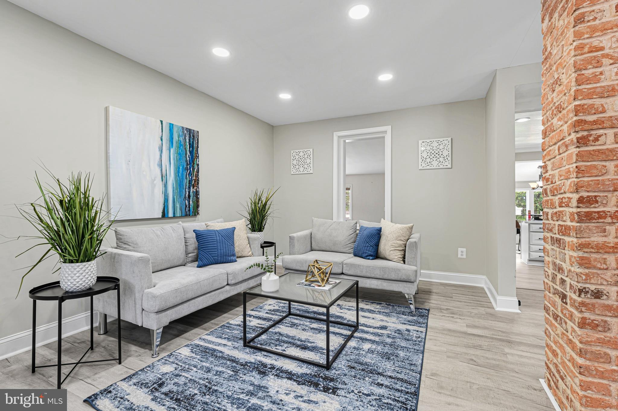 COCKEYSVILLE - Residential