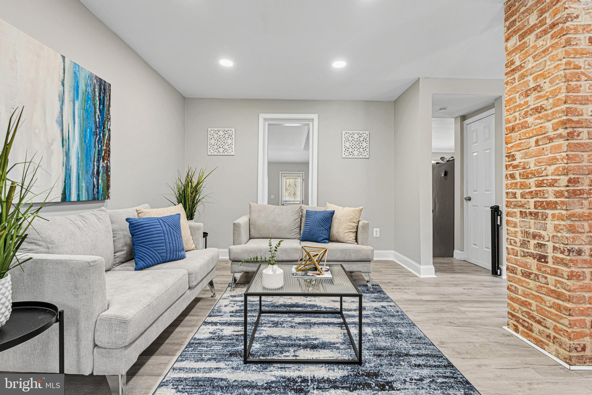 COCKEYSVILLE - Residential