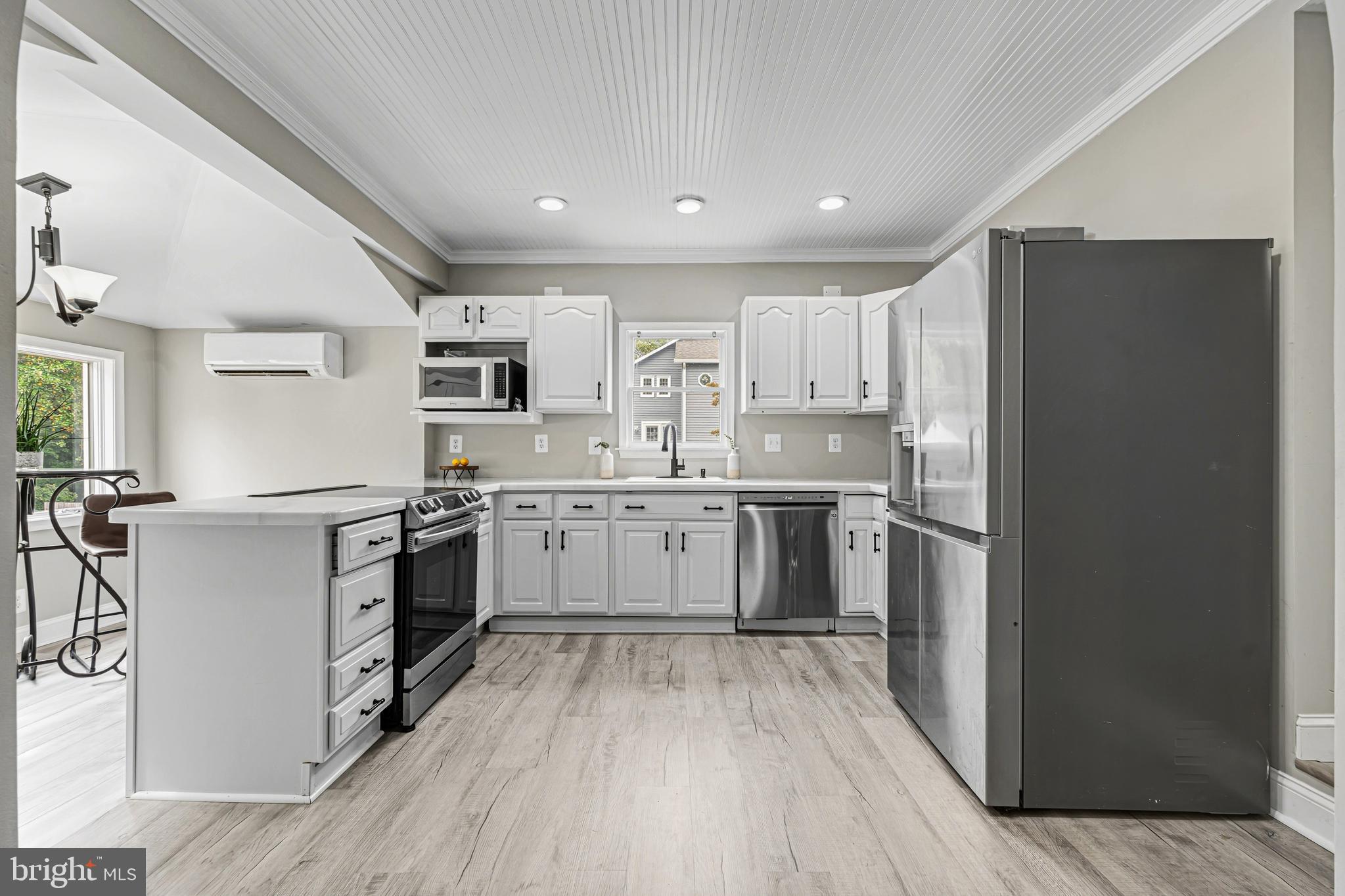 COCKEYSVILLE - Residential