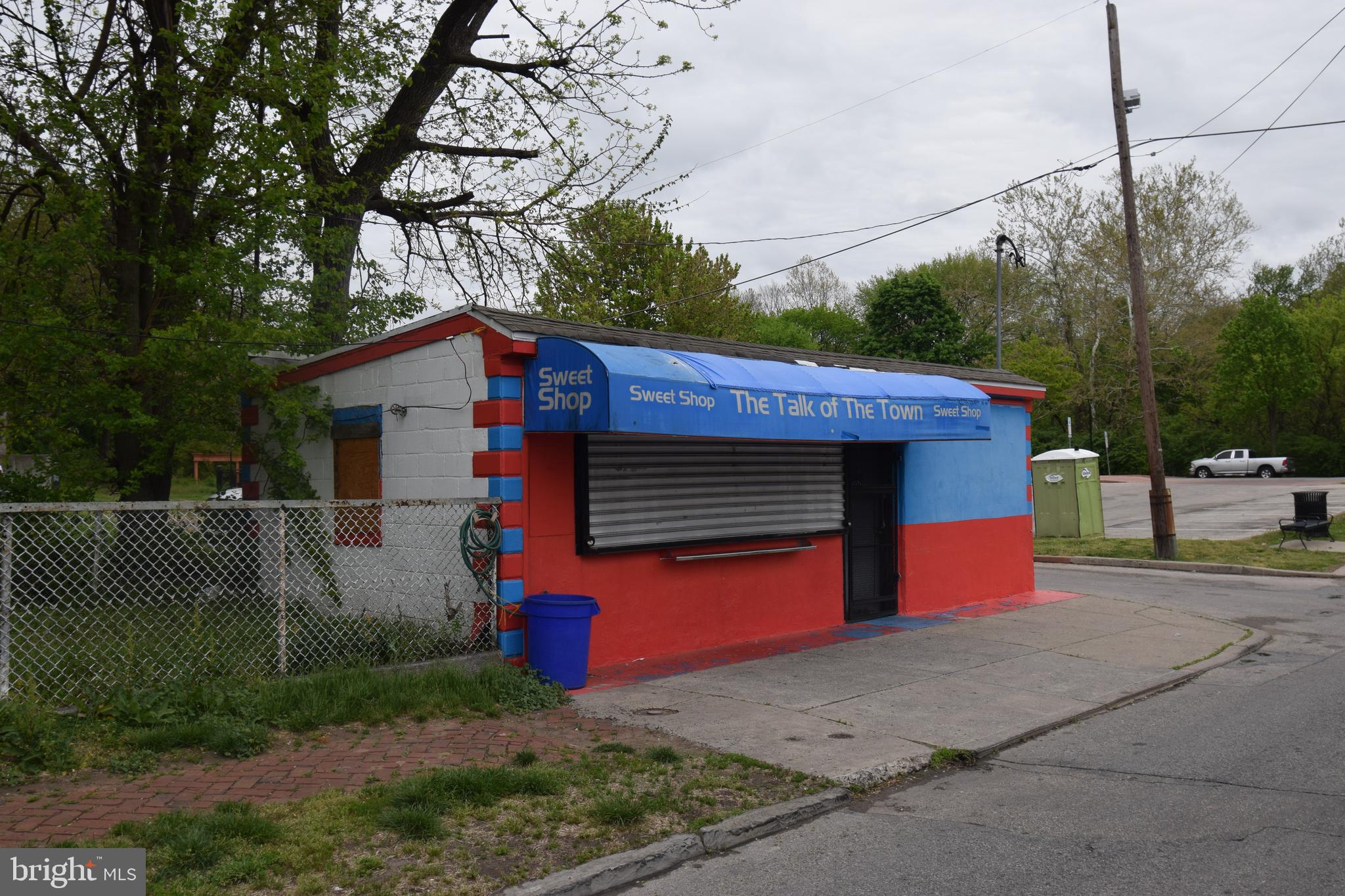 NORRISTOWN - Residential