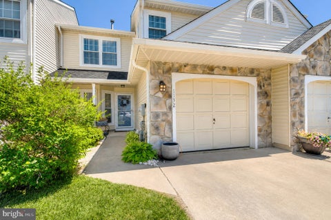 Townhouse For Sale - 1132 Dublin Court<br/> WILLIAMSTOWN, NJ 08094