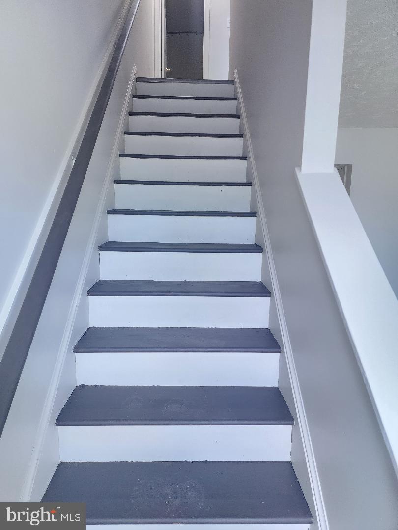 FRONT ROYAL - Residential Lease