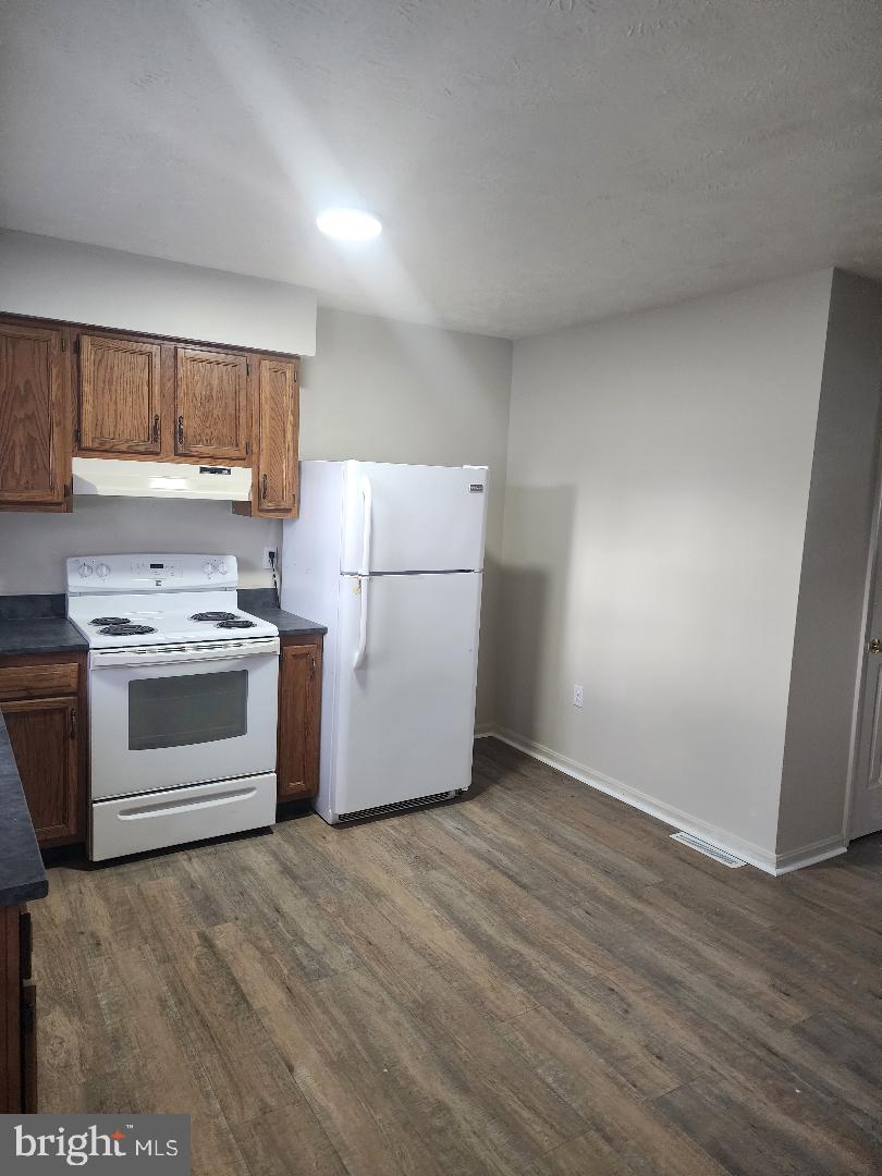 FRONT ROYAL - Residential Lease