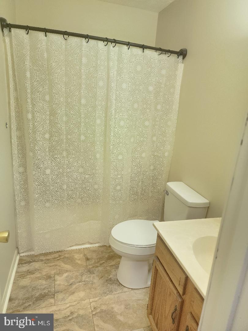 FRONT ROYAL - Residential Lease