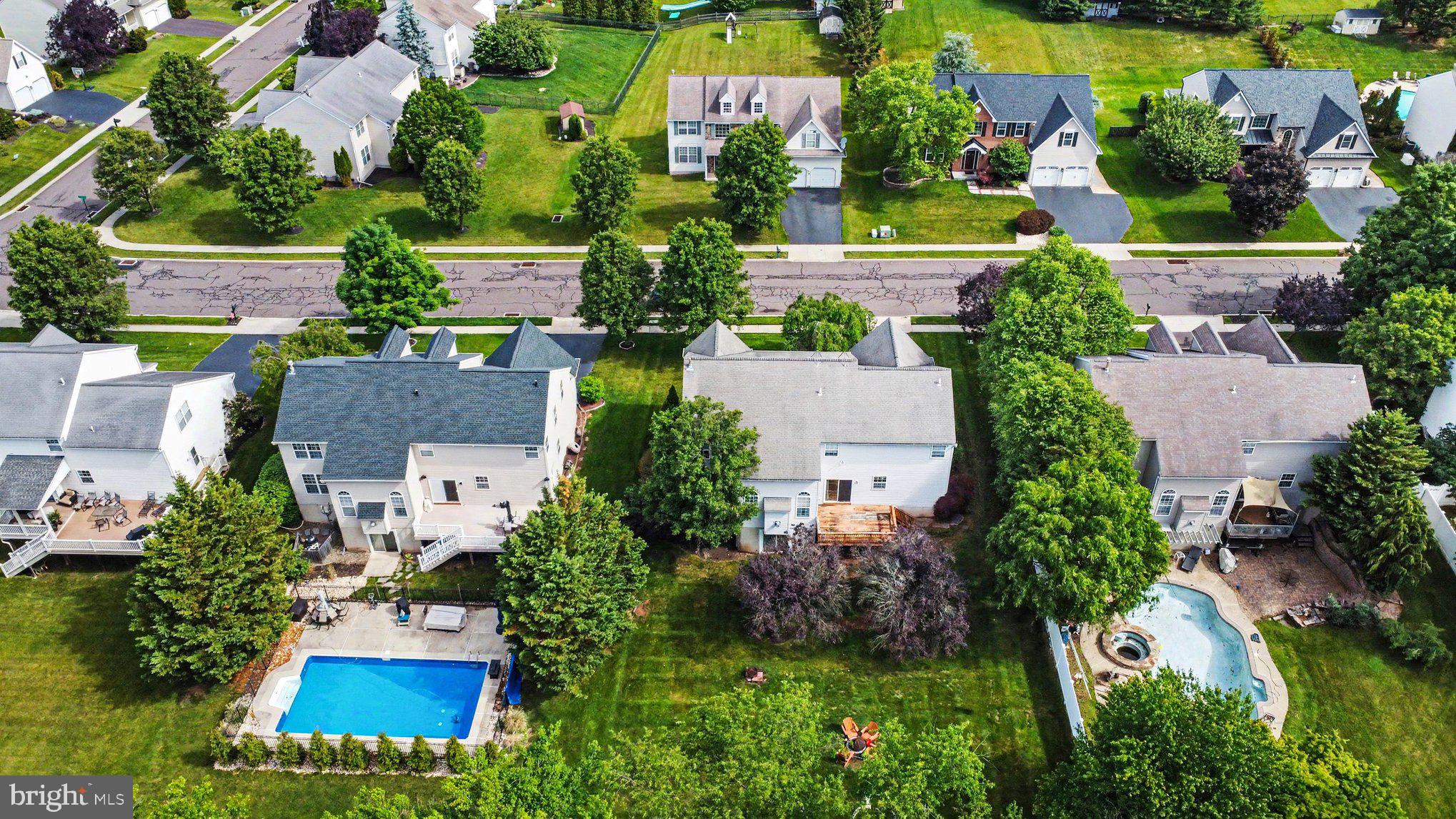 FAIRCREST ESTATES - Residential