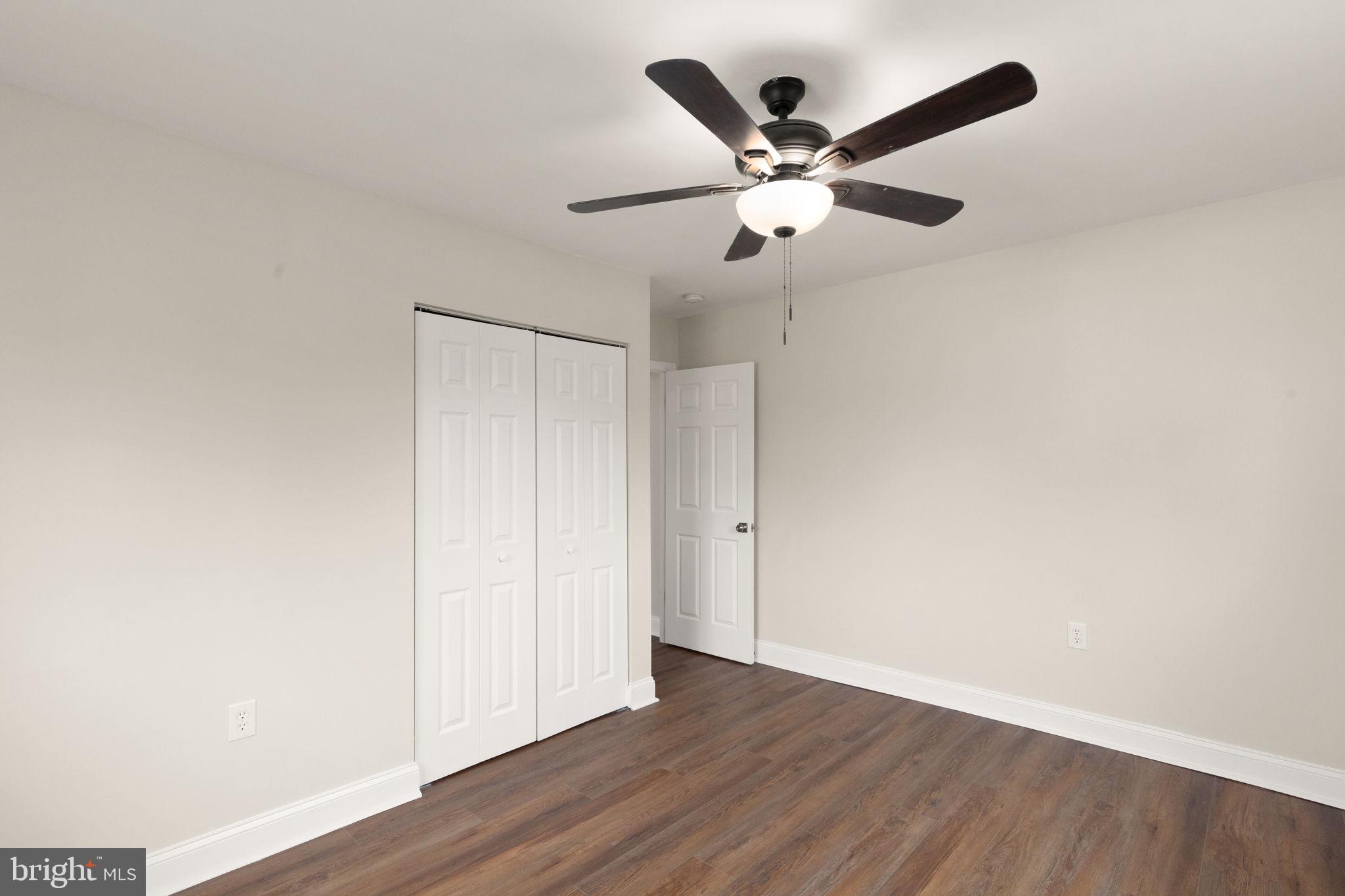 KINGS POINT - Residential