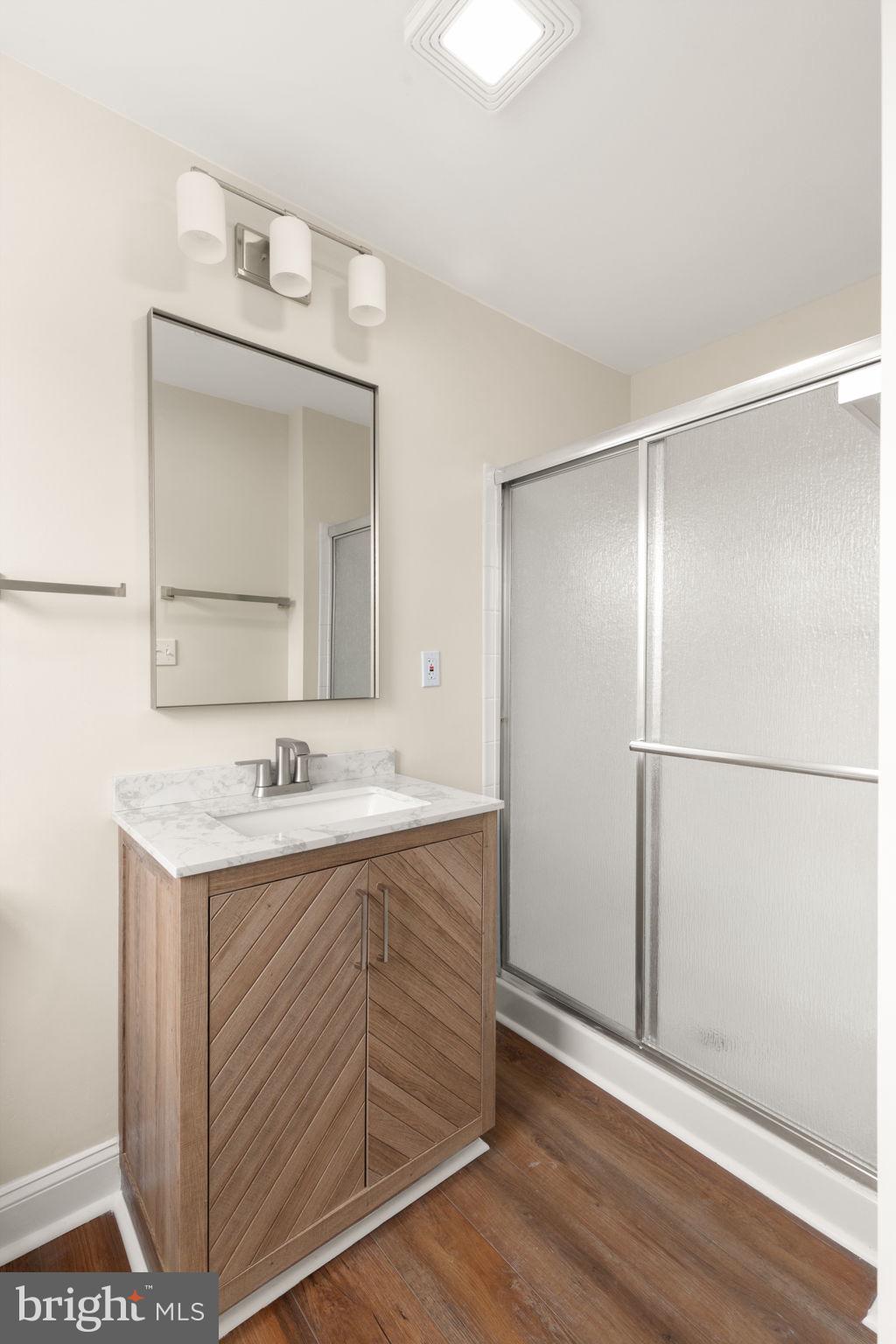 KINGS POINT - Residential