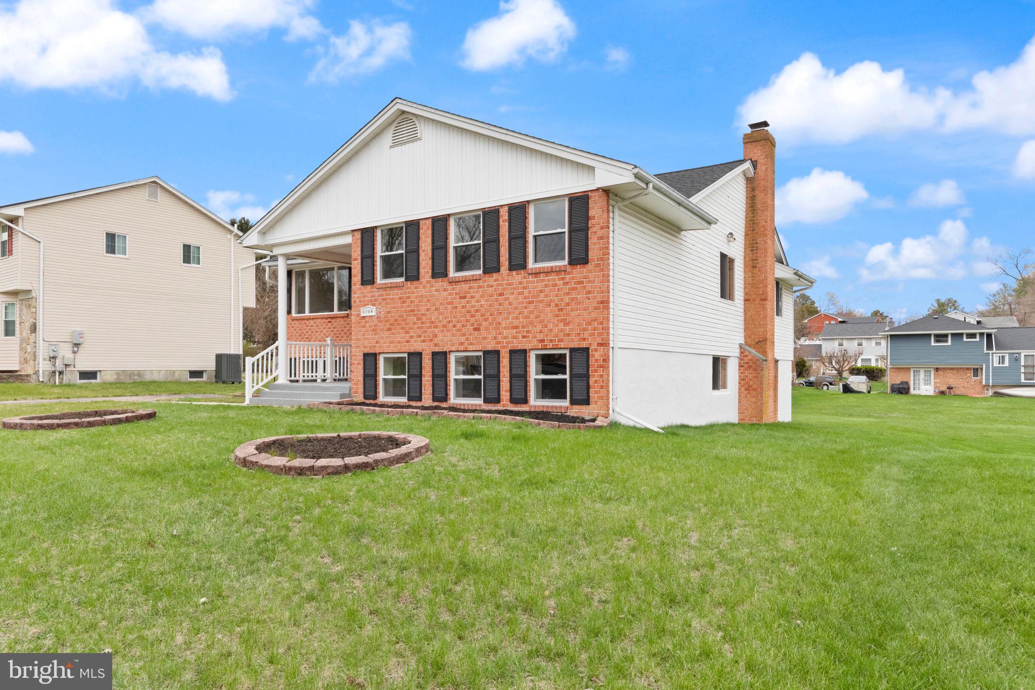 KINGS POINT - Residential