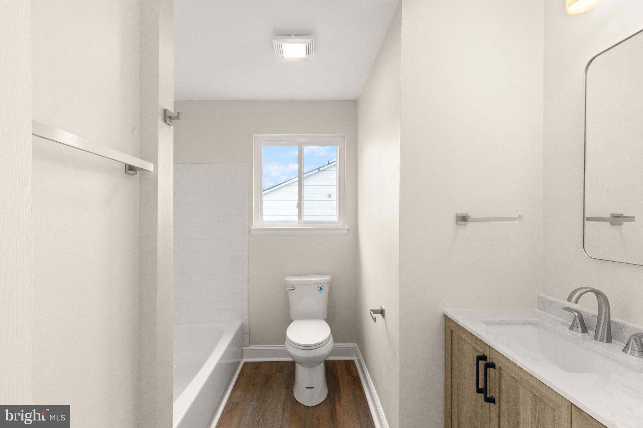 KINGS POINT - Residential