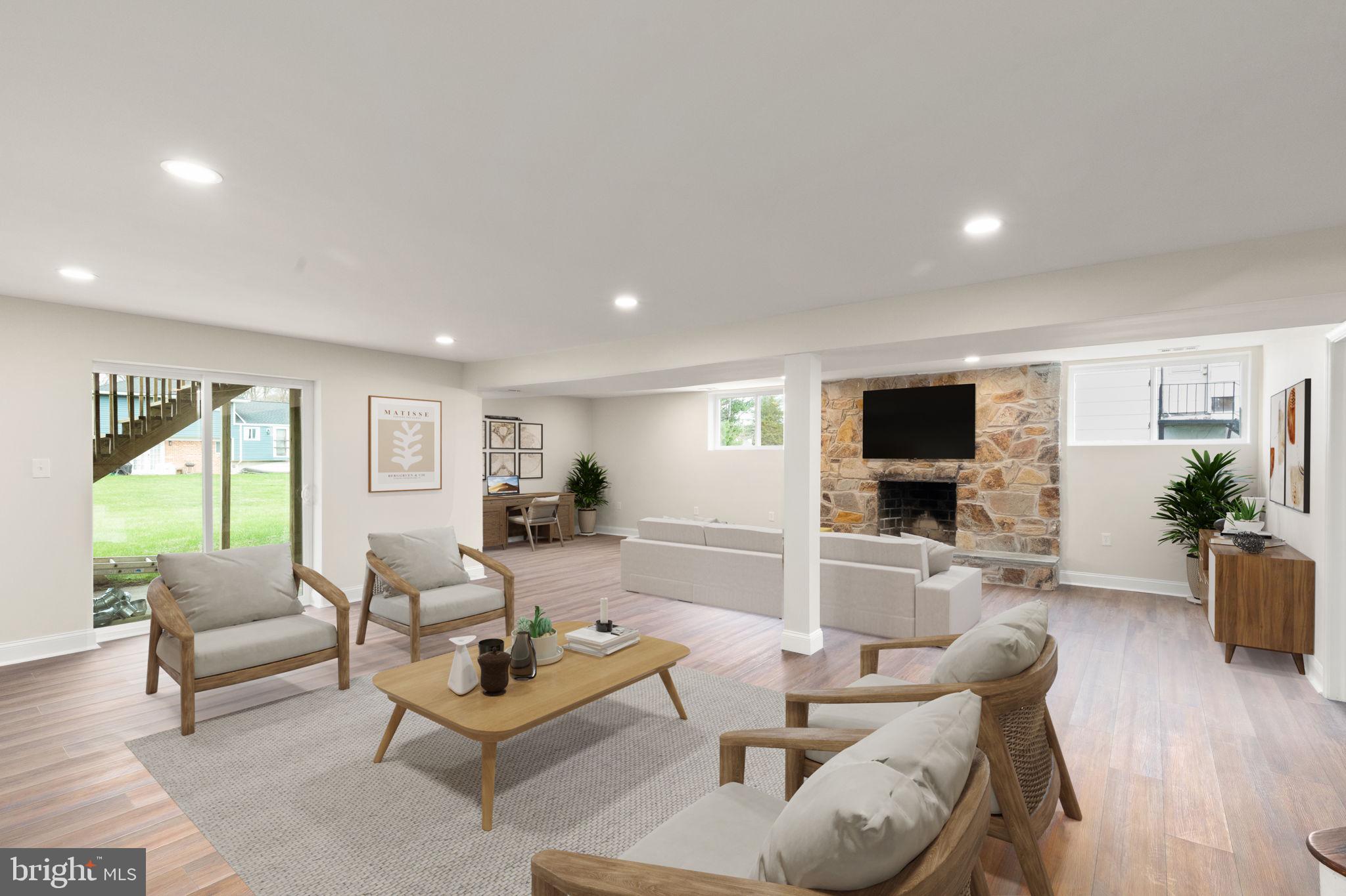 KINGS POINT - Residential