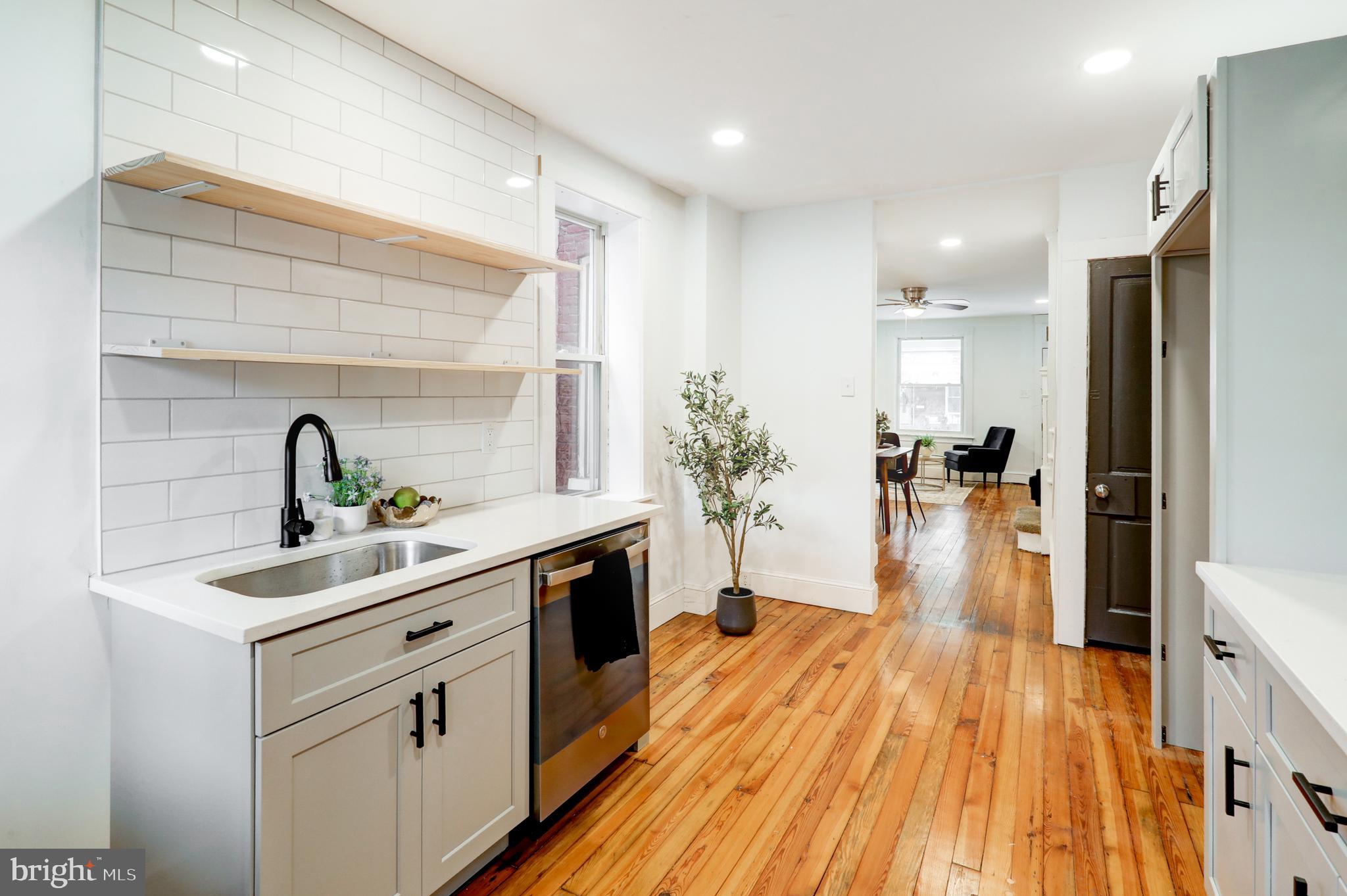 LANCASTER - Residential