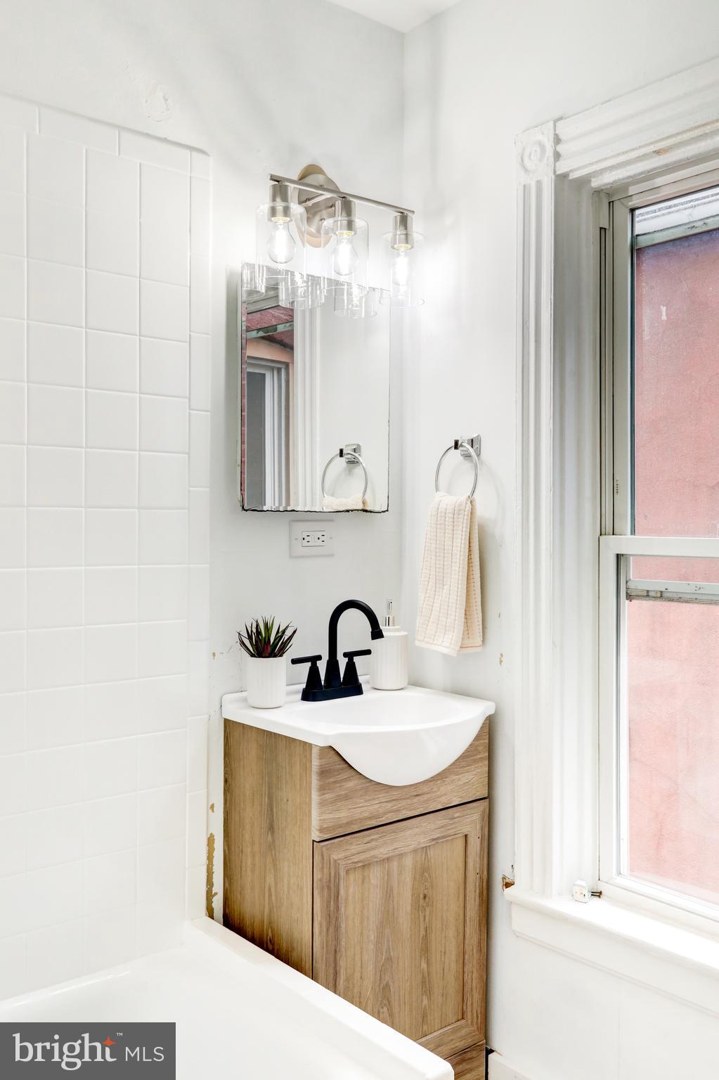 LANCASTER - Residential