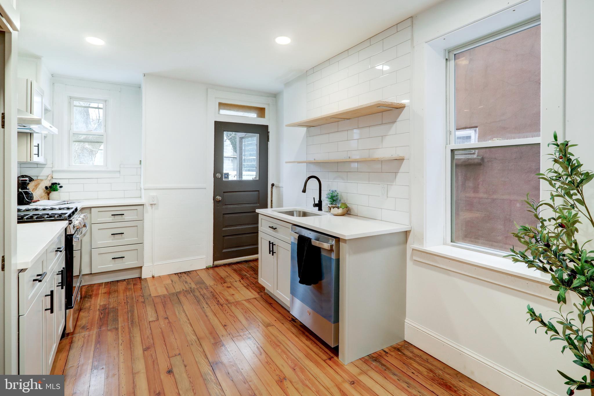 LANCASTER - Residential