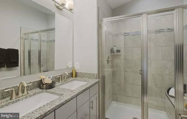 STONEHAVEN - Residential Lease