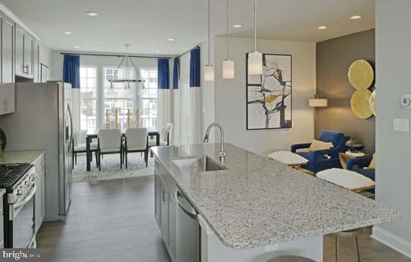 STONEHAVEN - Residential Lease