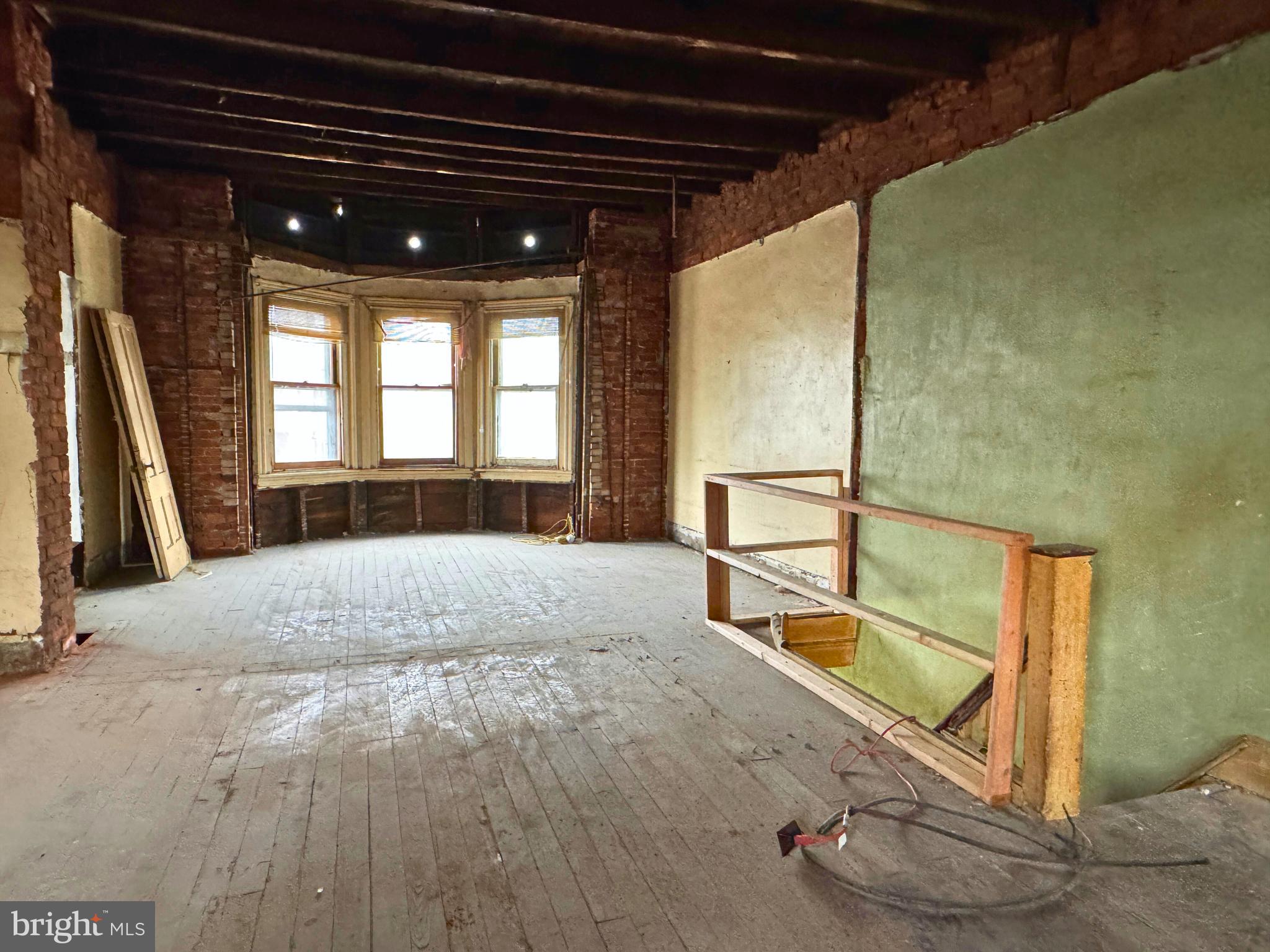 HUNTING PARK - Residential