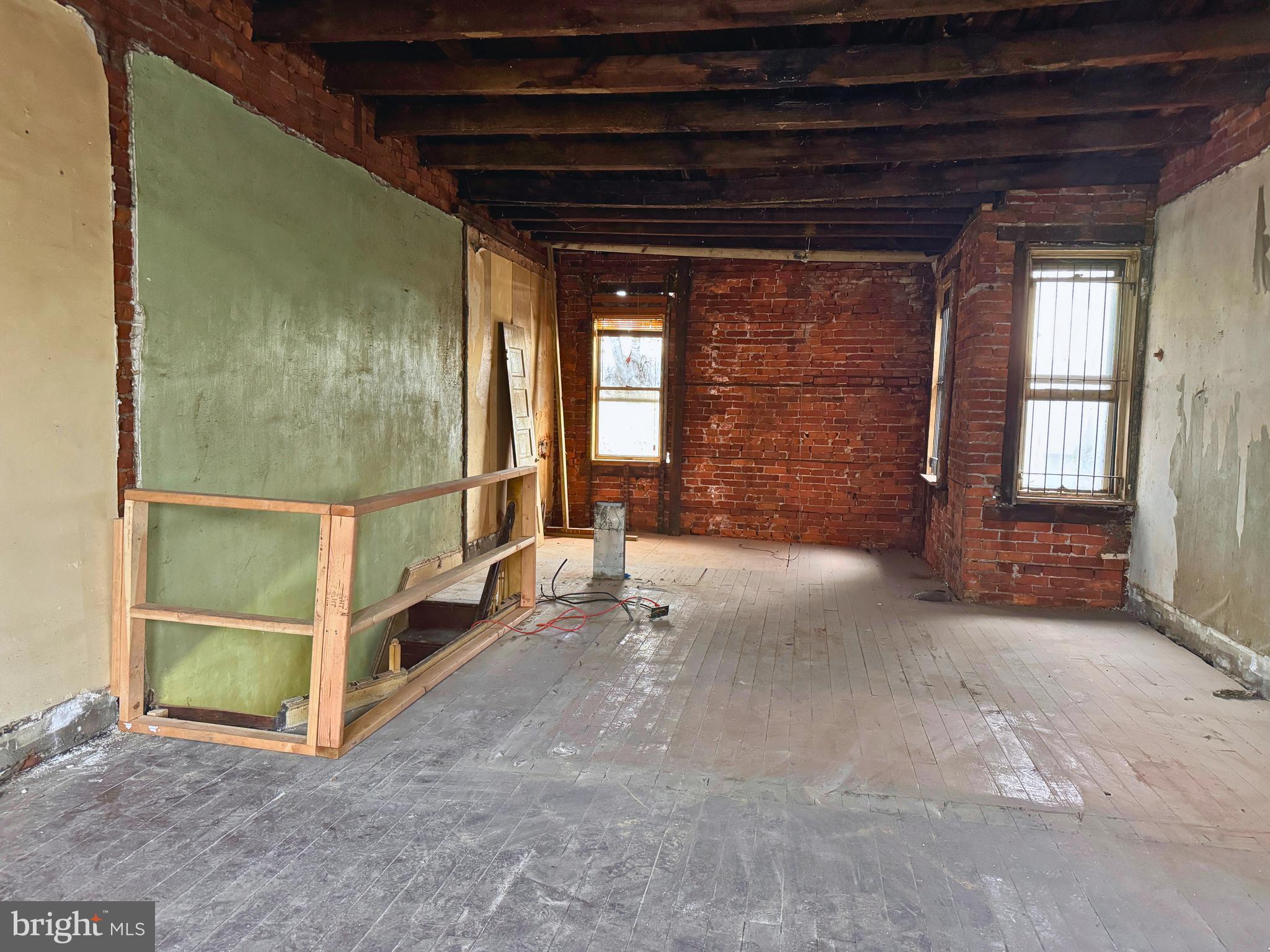 HUNTING PARK - Residential