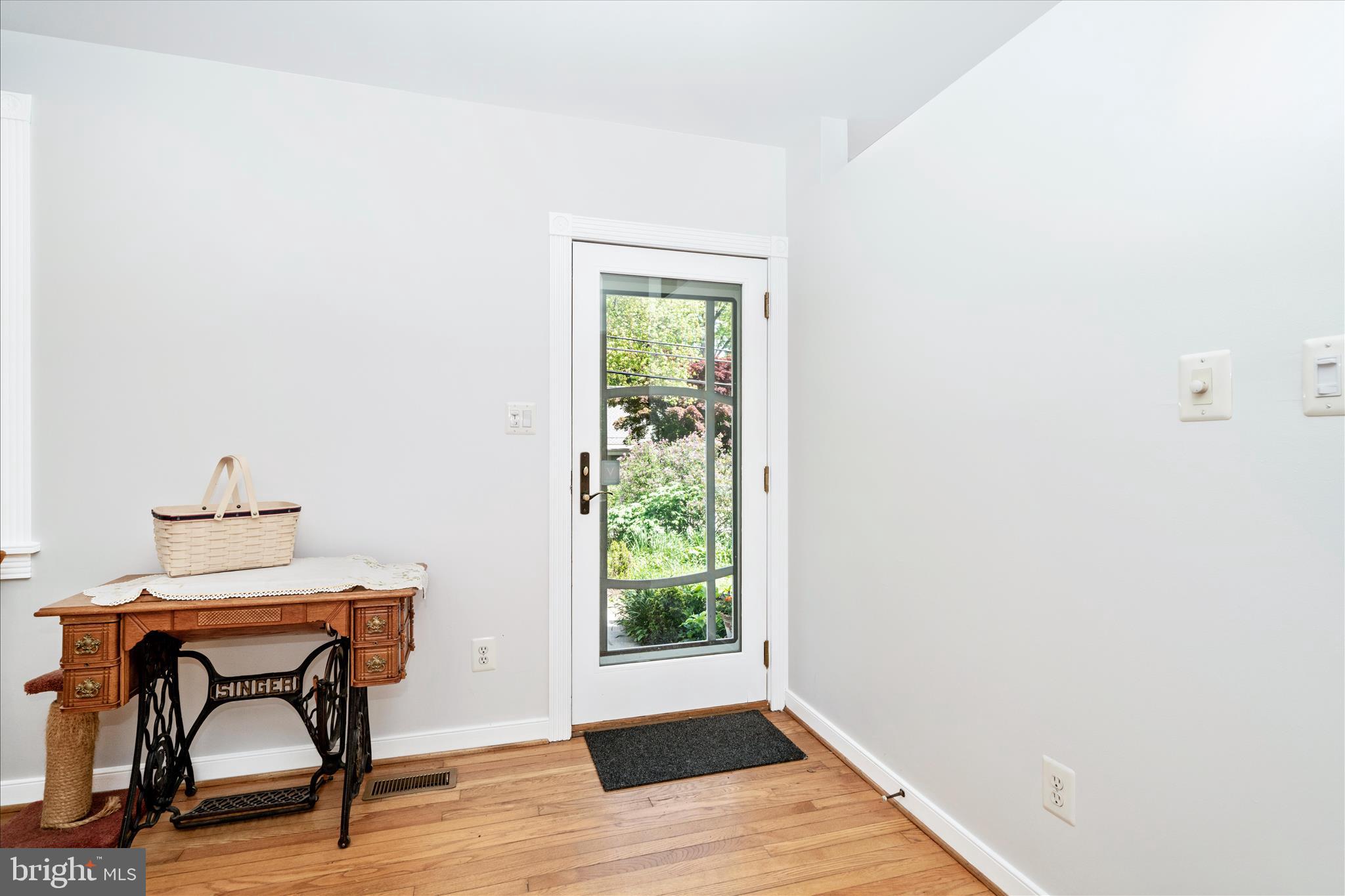 9300 MINTWOOD STREET