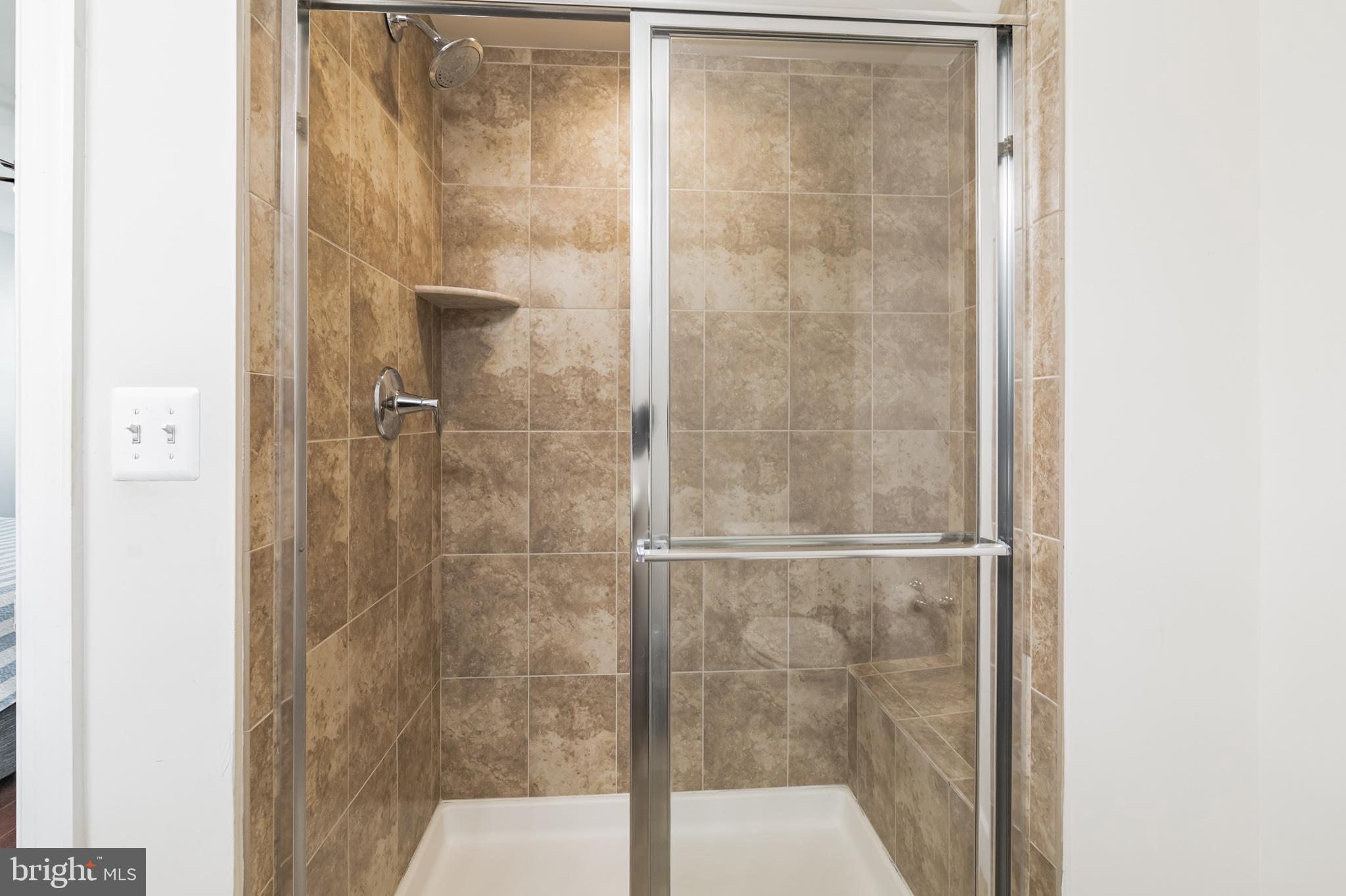 BRADLEY SQUARE - Residential