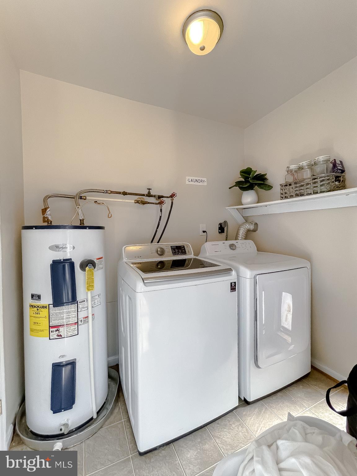 ANCHORAGE ACRES - Residential