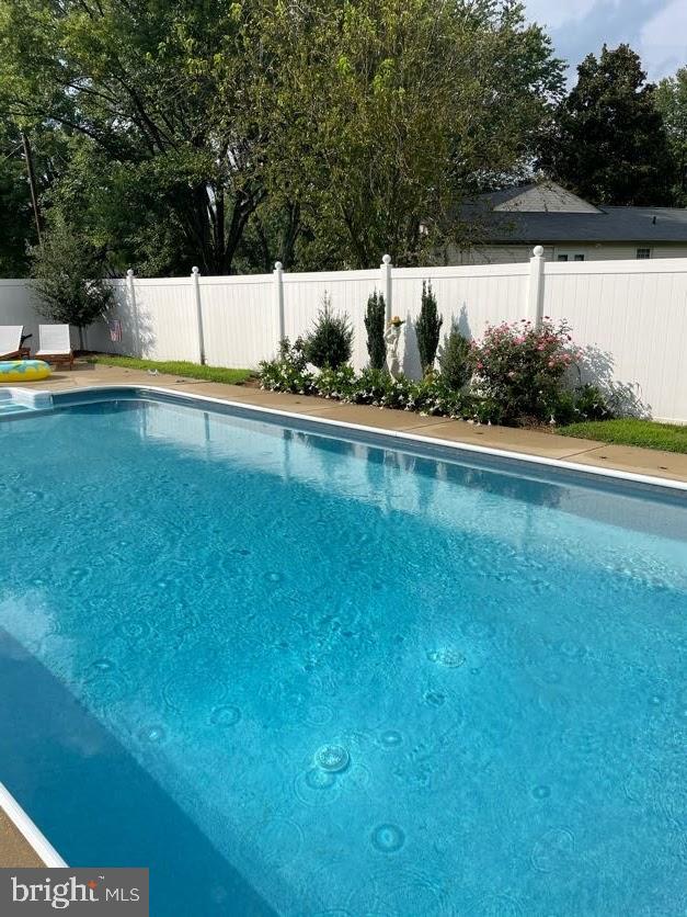 ANCHORAGE ACRES - Residential