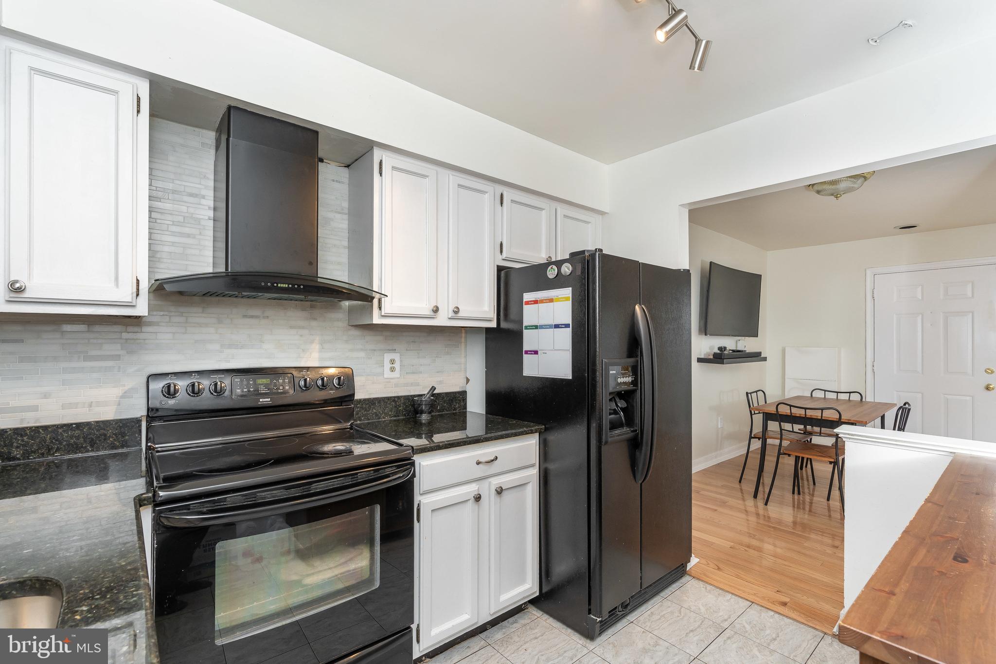 FAIRLAND - Residential