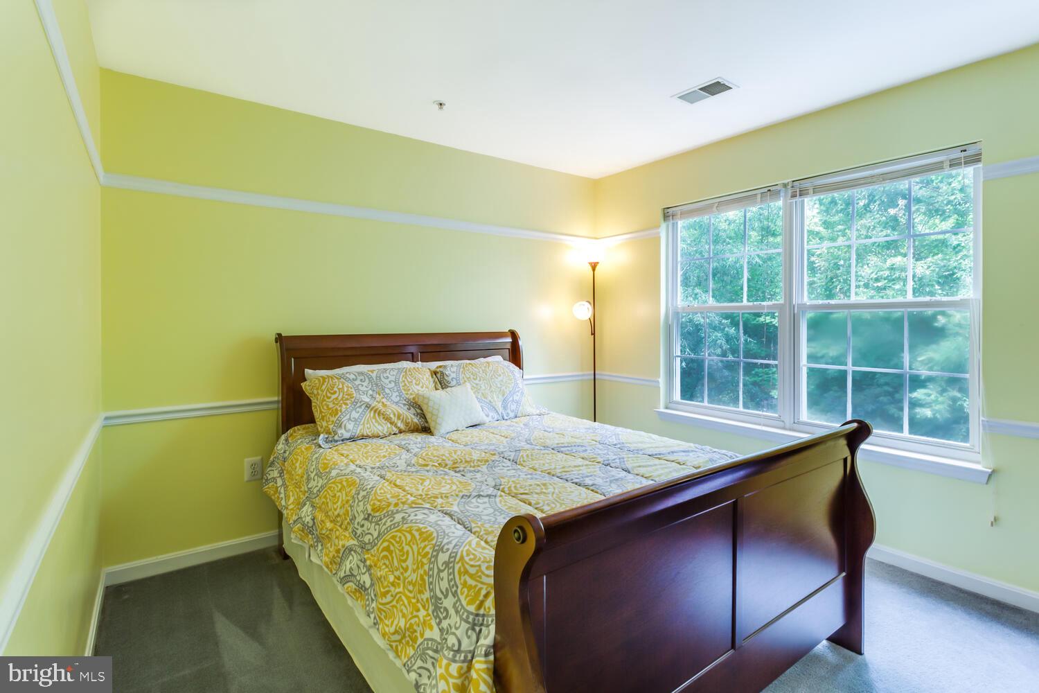 ASPEN WOODS - Residential