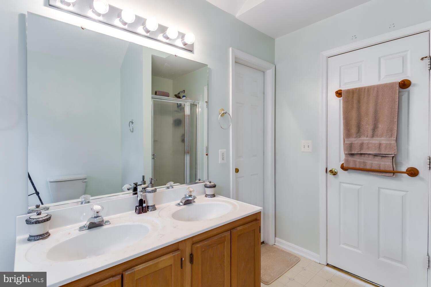 ASPEN WOODS - Residential