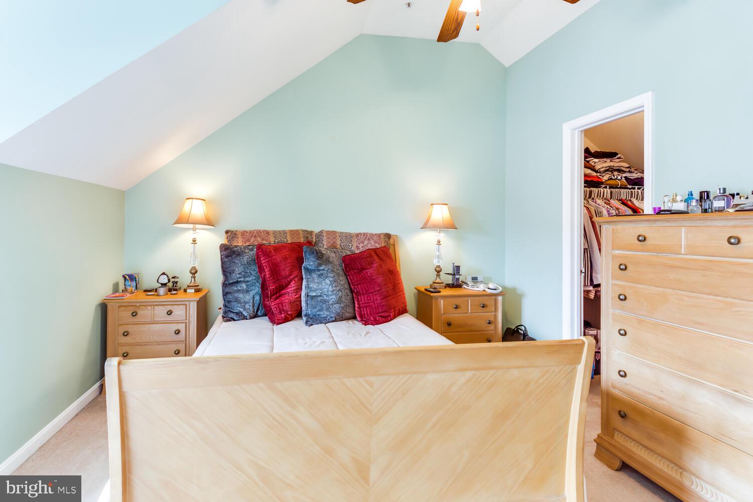 ASPEN WOODS - Residential