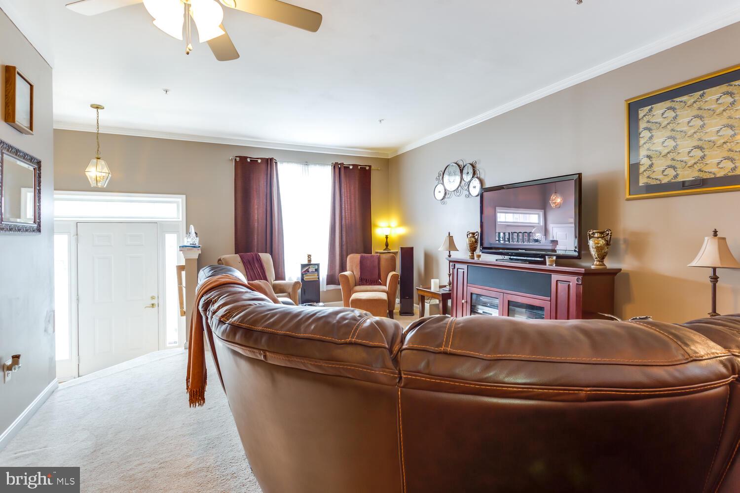 ASPEN WOODS - Residential