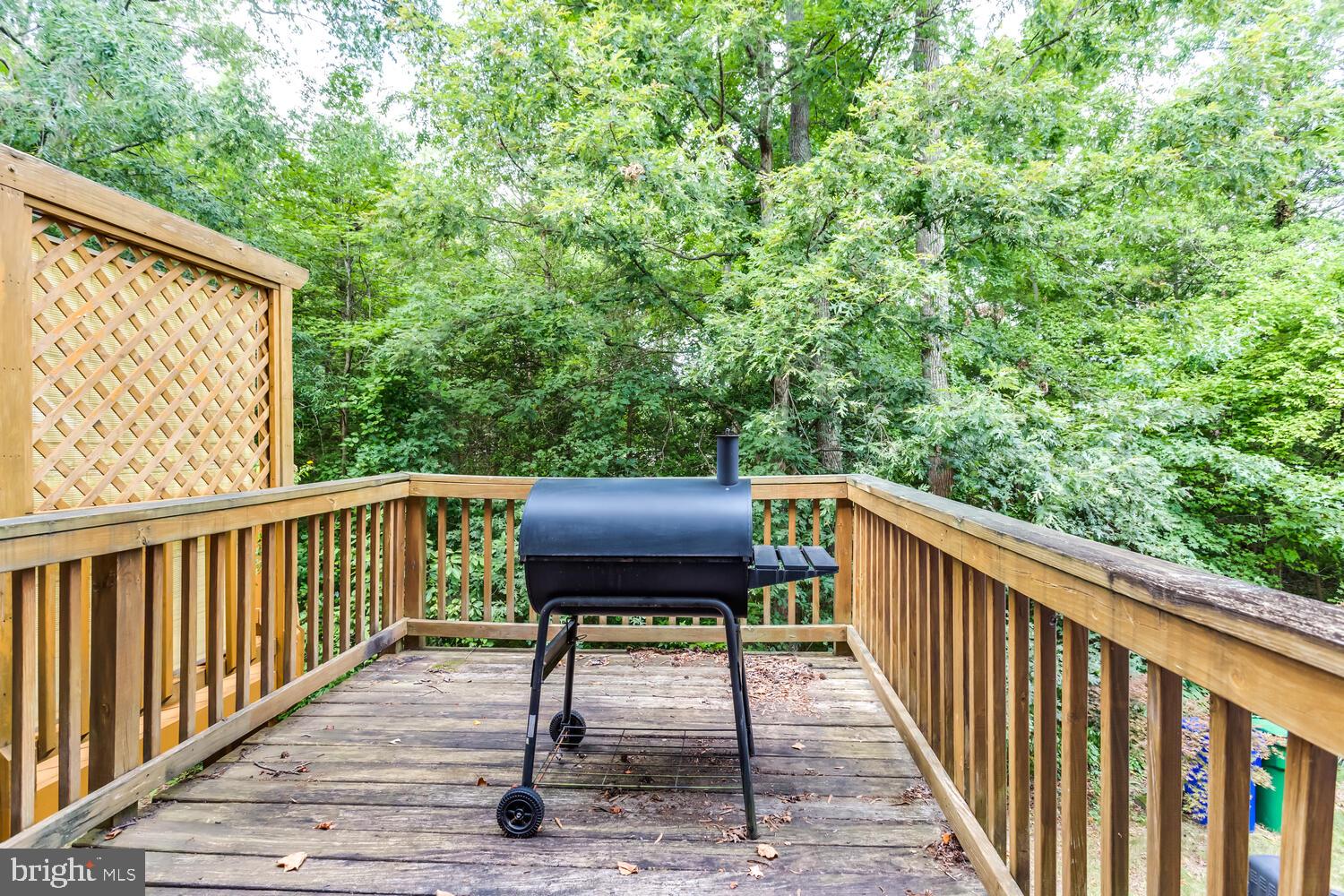 ASPEN WOODS - Residential