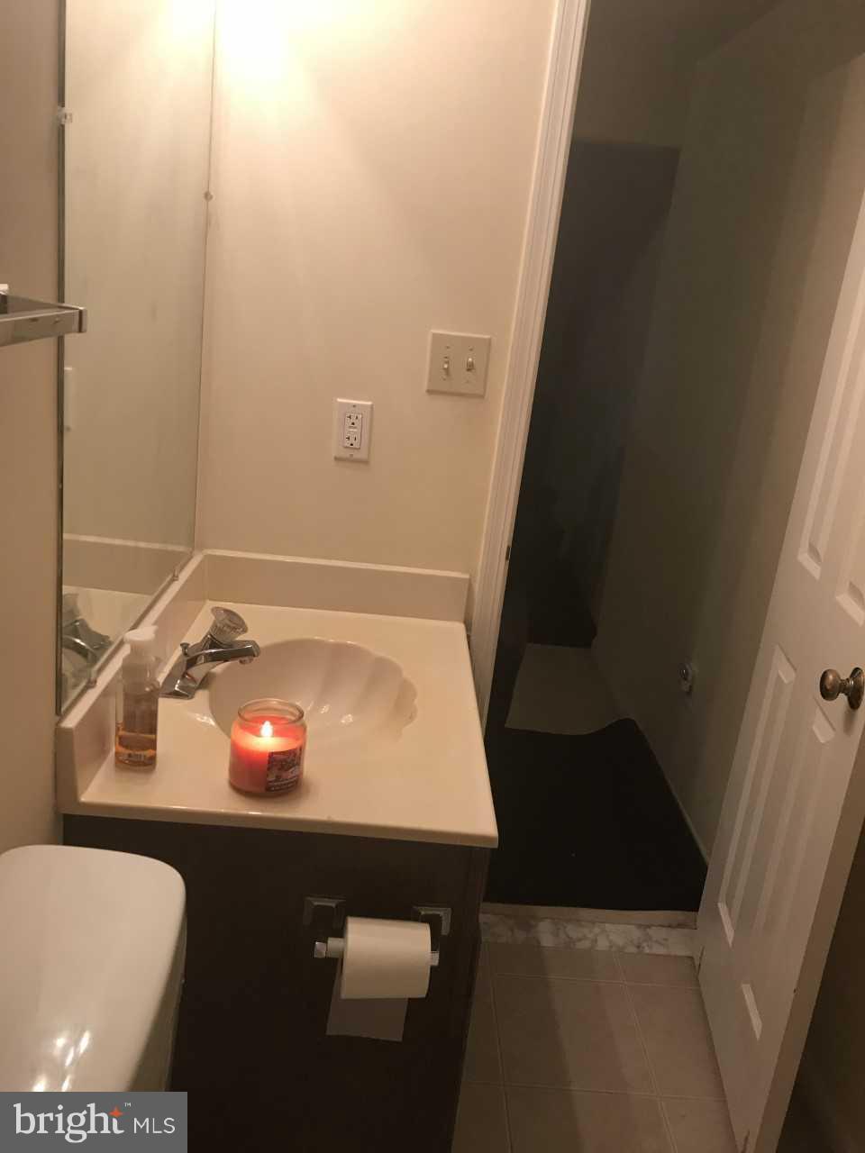 CAMBRIDGE SQUARE - Residential