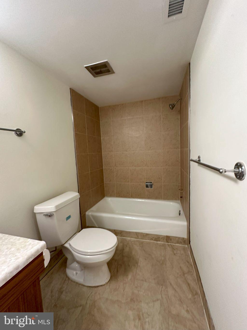 WALNUT GROVE - Residential Lease