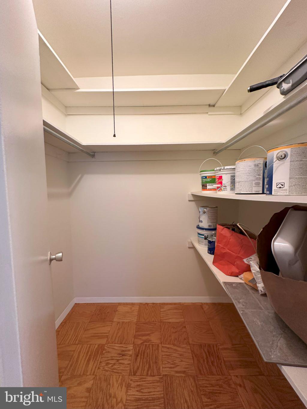 WALNUT GROVE - Residential Lease