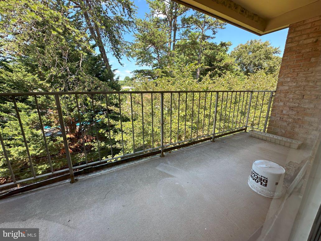 WALNUT GROVE - Residential Lease