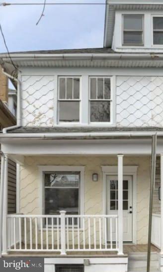 Investor Special or Handy Home-buyer Opportunity!
Welcome to 1339 W Spruce St in shamokin — a 3-bedroom, 1-bath single-family home with great potential. This property offers a solid layout and plenty of space interior renovations have already been done with a little more TLC, it can be transformed into a comfortable home or a strong investment property.
Located in a quiet neighborhood near local shops, schools, and parks, it’s a great opportunity for buyers looking to build equity through improvements.
Don’t miss your chance to bring this home back to life — schedule your showing today!