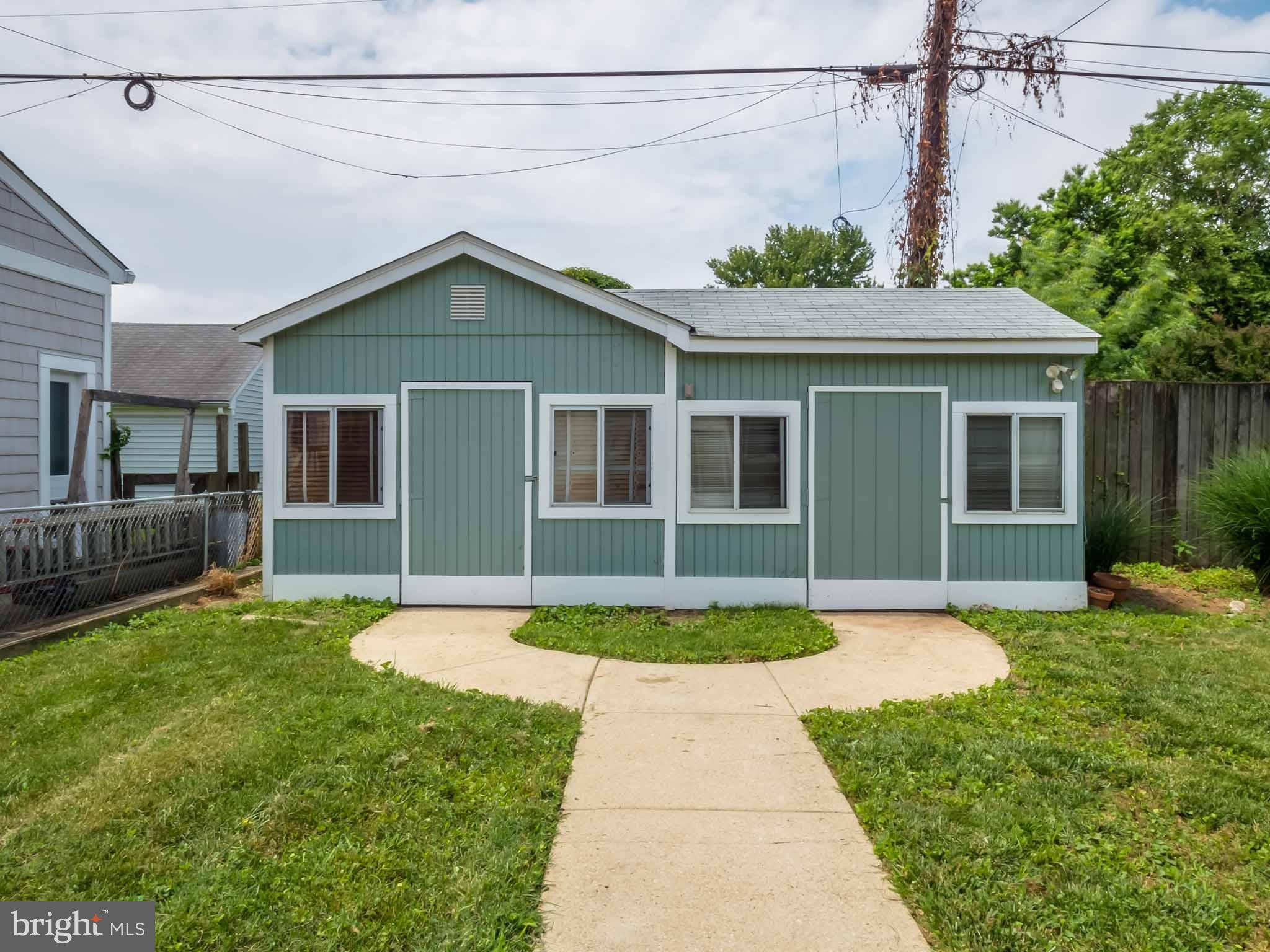 BEVERLEY BEACH - Residential