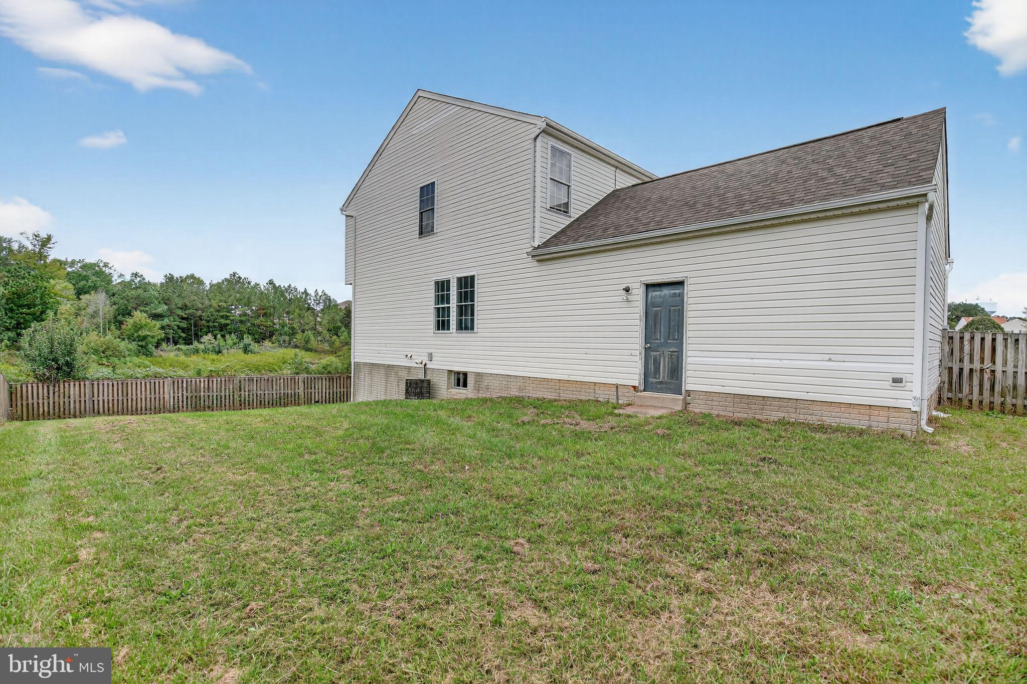 HICKORY HILLS - Residential Lease