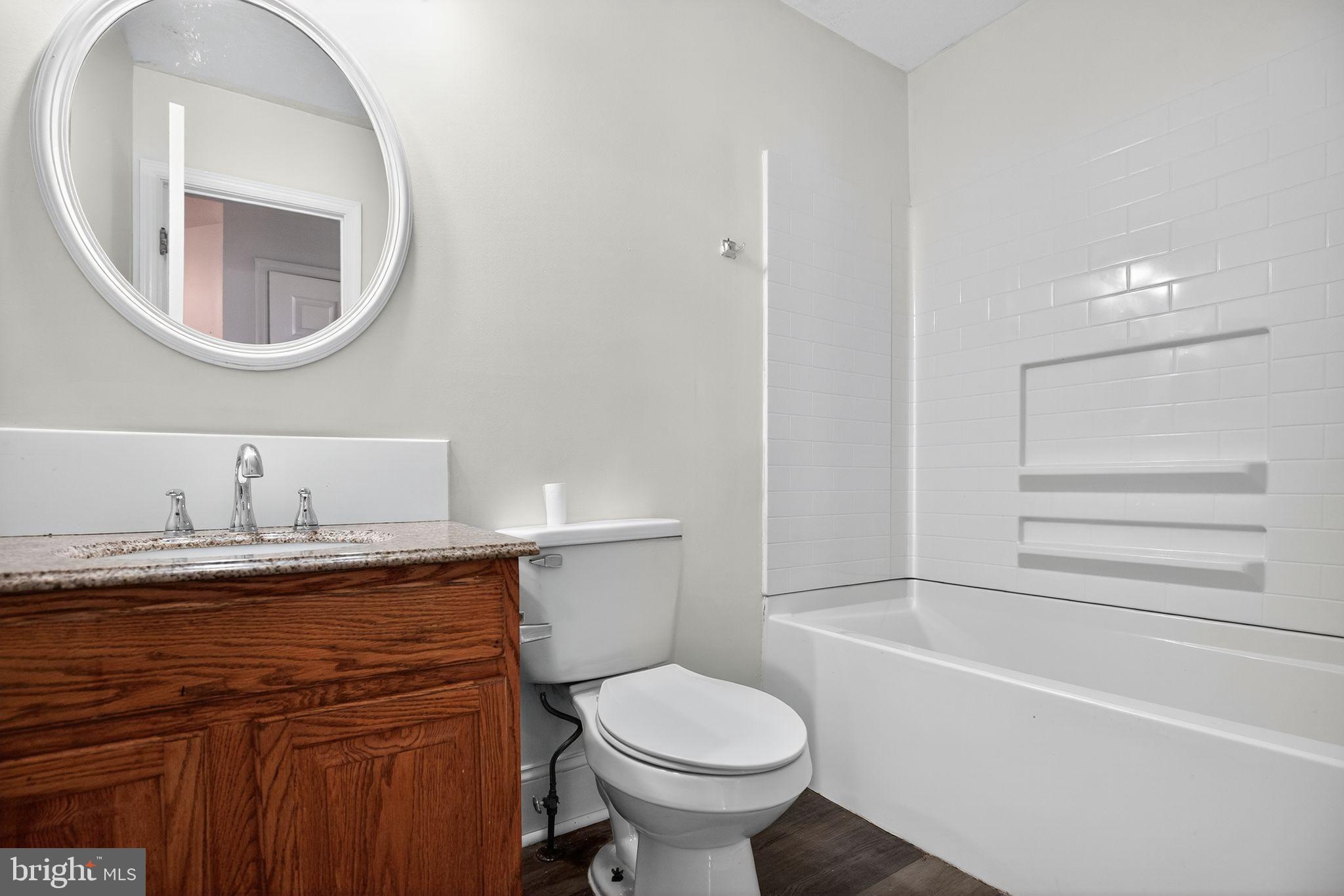 HICKORY HILLS - Residential Lease