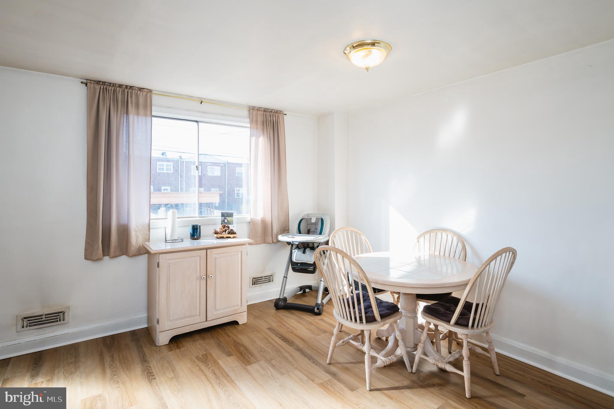 EASTFIELD - Residential