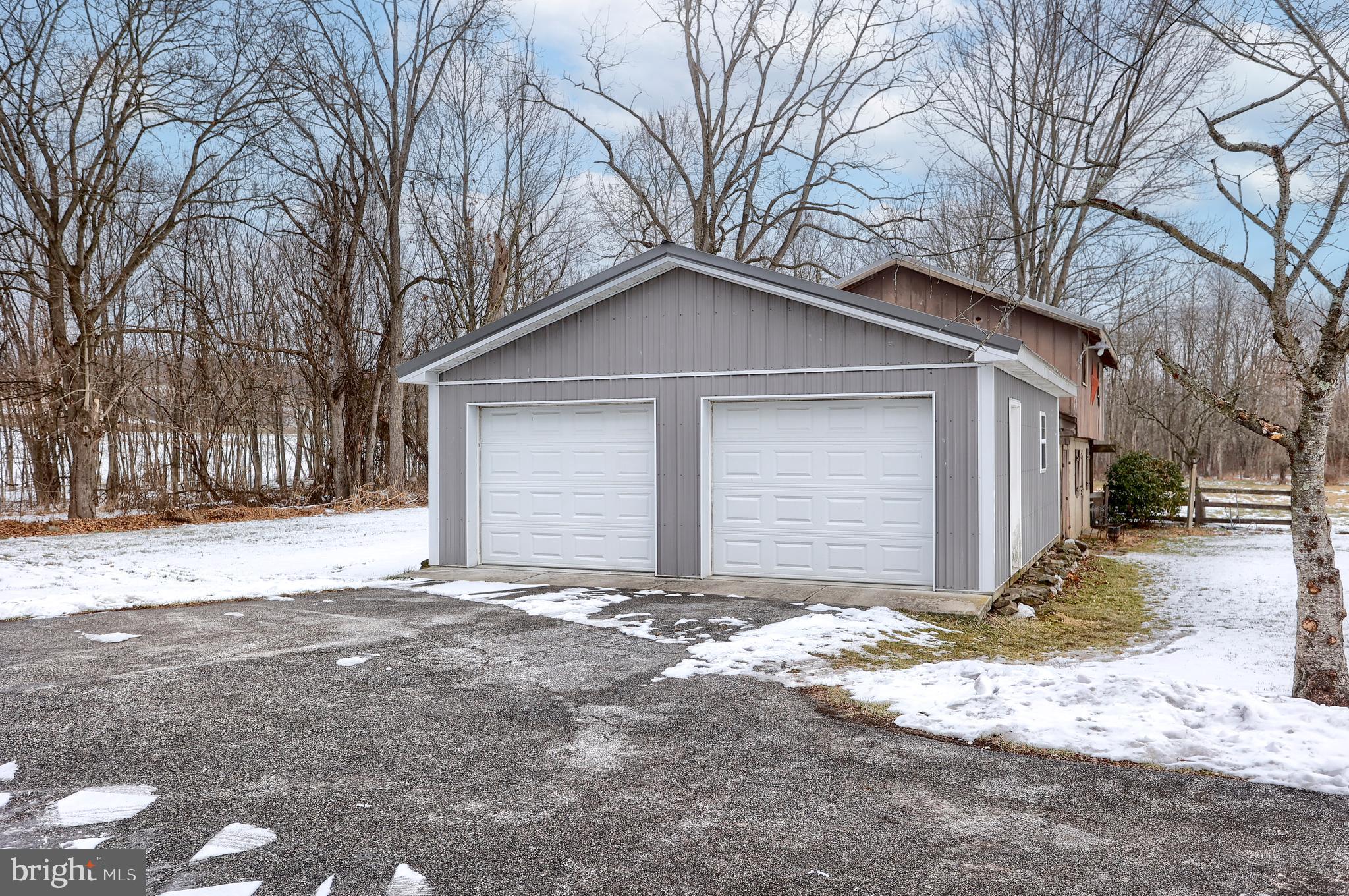 STRICKHOUSER VILLAGE - Residential