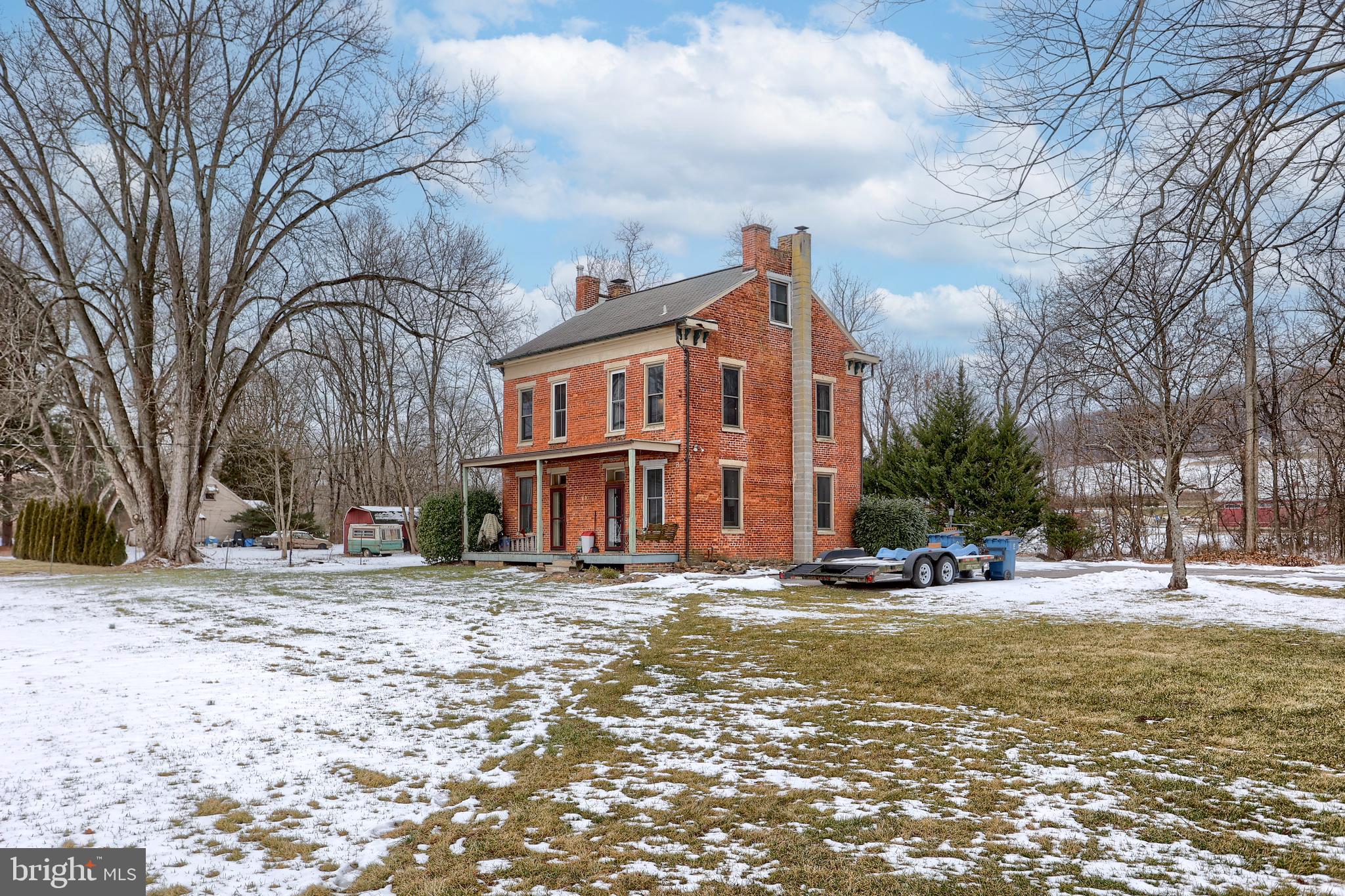 STRICKHOUSER VILLAGE - Residential