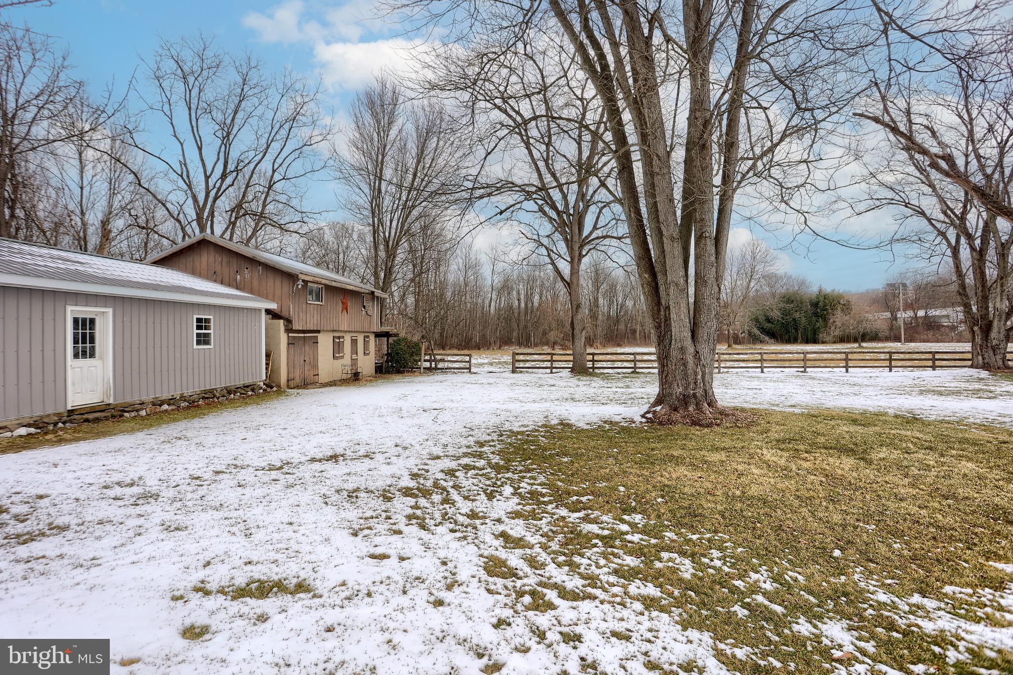 STRICKHOUSER VILLAGE - Residential