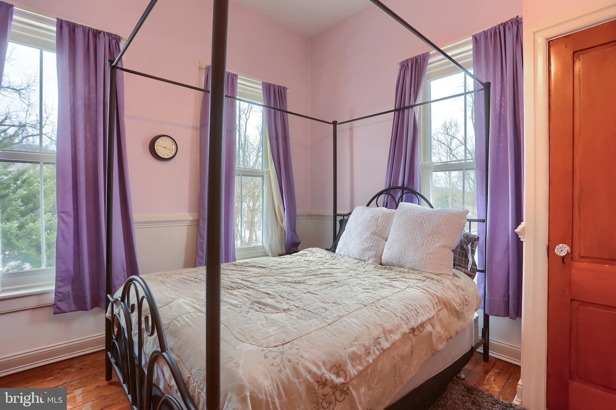 STRICKHOUSER VILLAGE - Residential